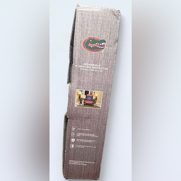 Gators Reversible Furniture Protector For Recliners - Picture 3 of 3